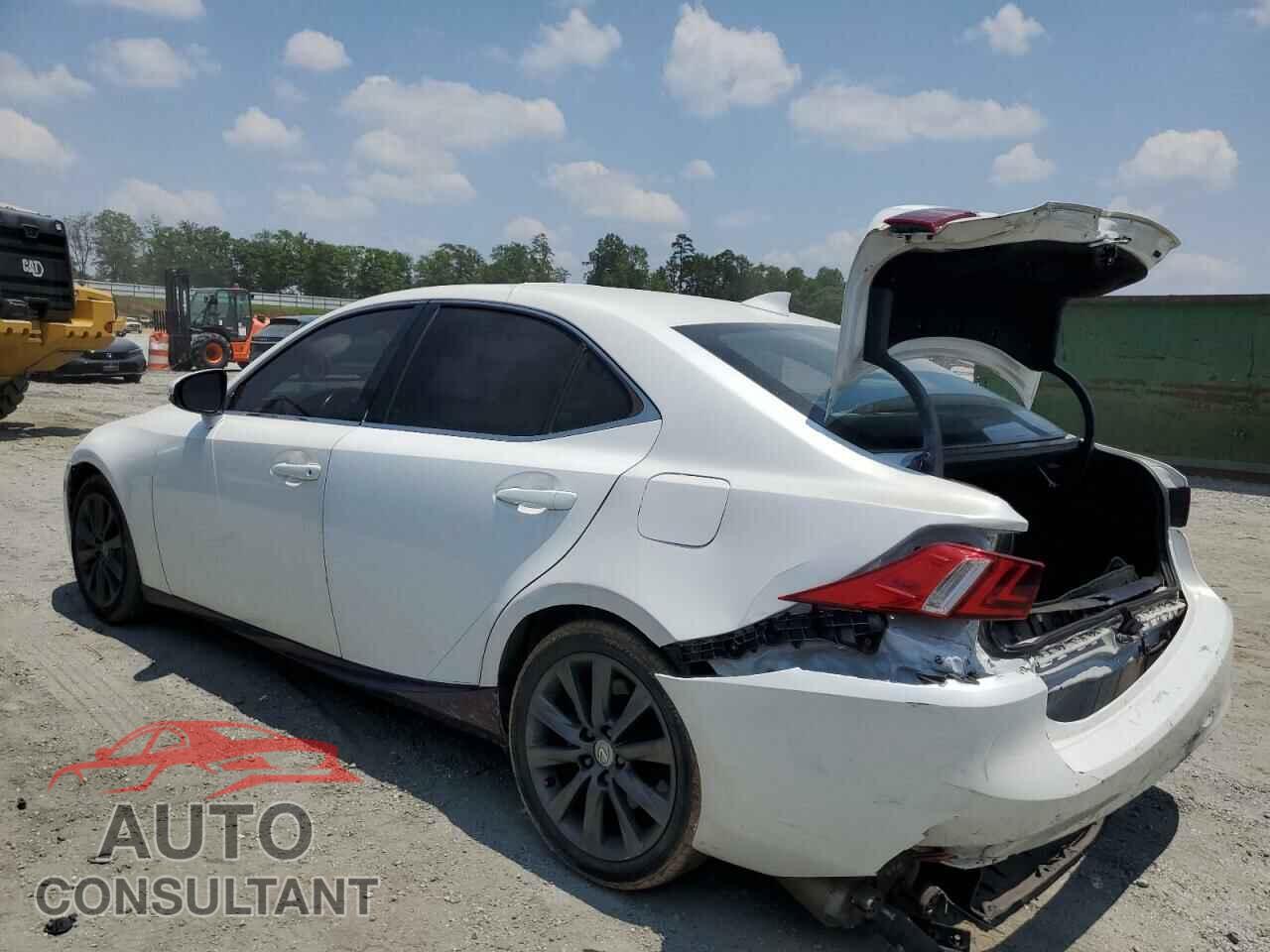 LEXUS IS 2016 - JTHBA1D24G5007519
