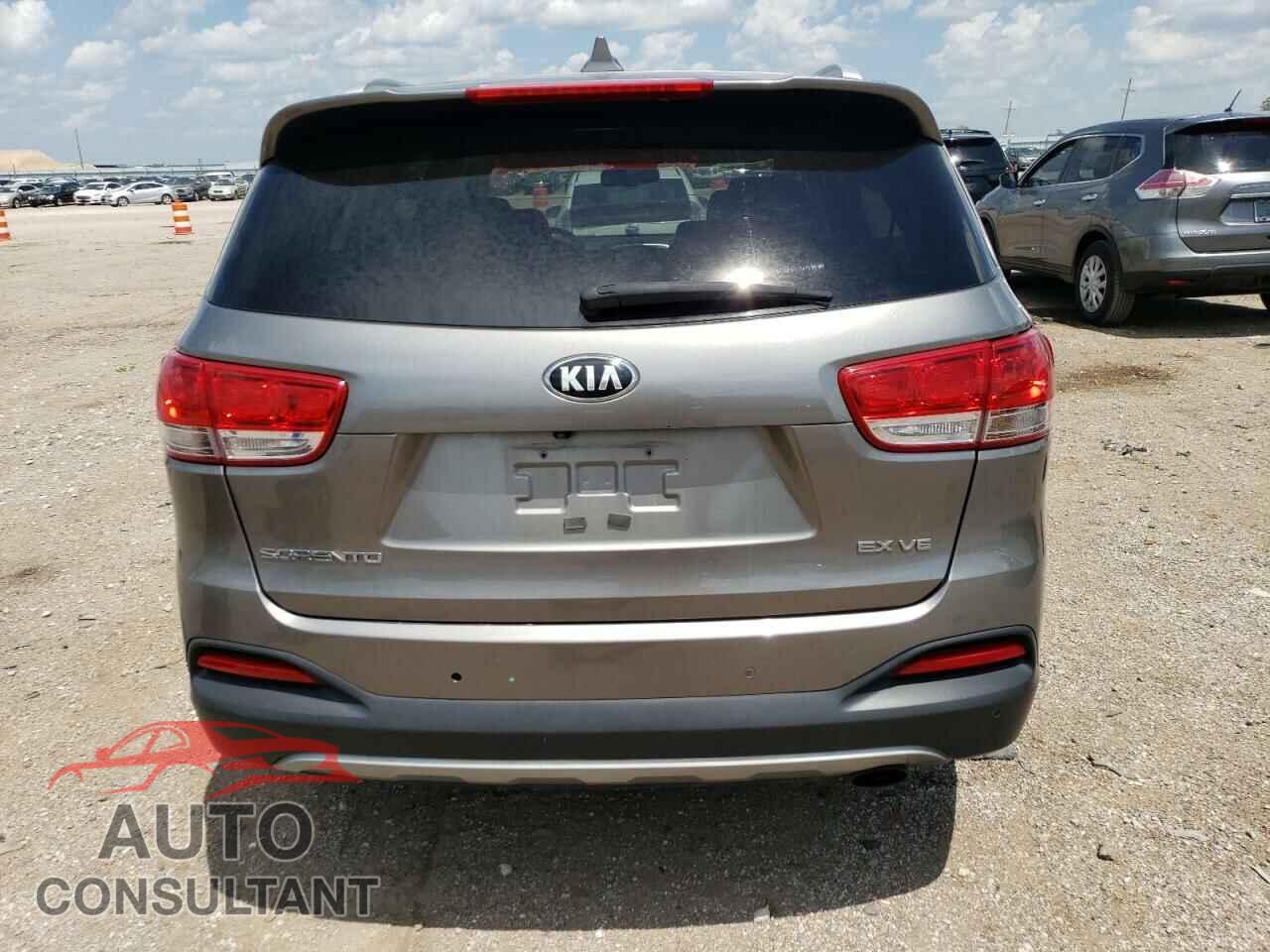 KIA SORENTO 2017 - 5XYPHDA54HG304477