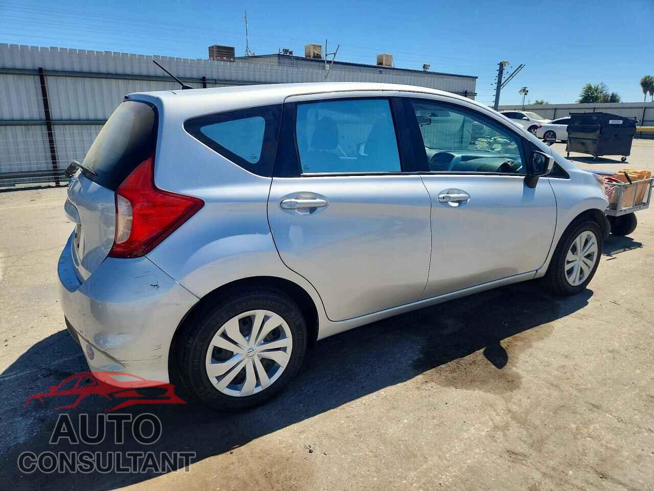 NISSAN VERSA 2017 - 3N1CE2CP1HL376680