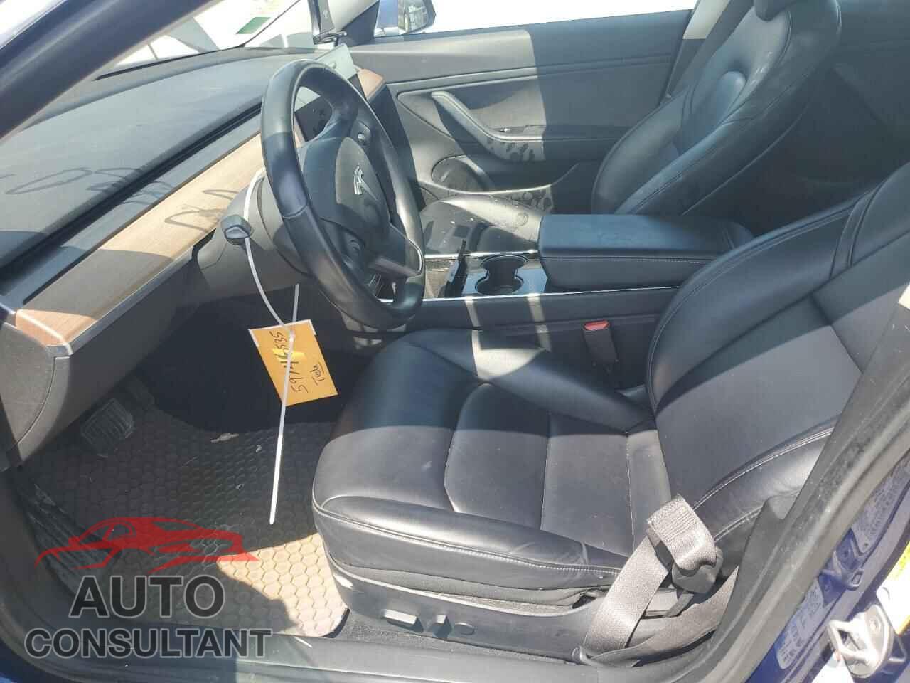 TESLA MODEL 3 2018 - 5YJ3E1EA0JF030883