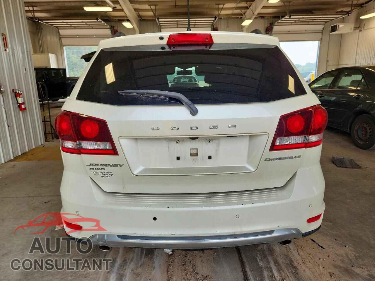 DODGE JOURNEY 2015 - 3C4PDDGG5FT618911
