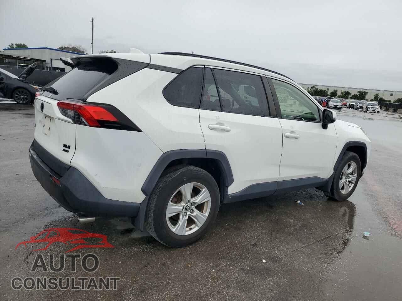 TOYOTA RAV4 2019 - JTMP1RFV7KD041661