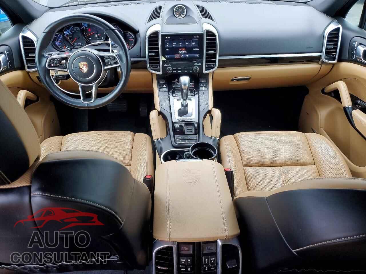 PORSCHE CAYENNE 2018 - WP1AA2A28JKA07635