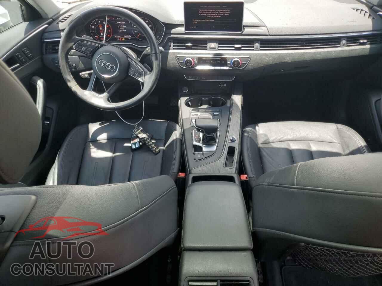 AUDI A4 2017 - WAUKMAF45HN055360