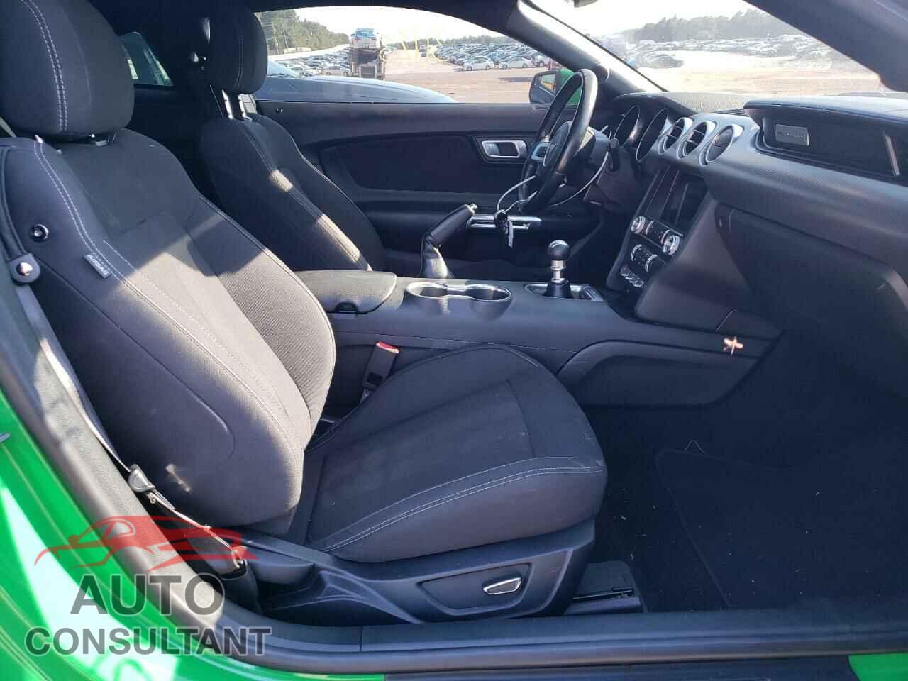 FORD MUSTANG 2019 - 1FA6P8CF6K5115069