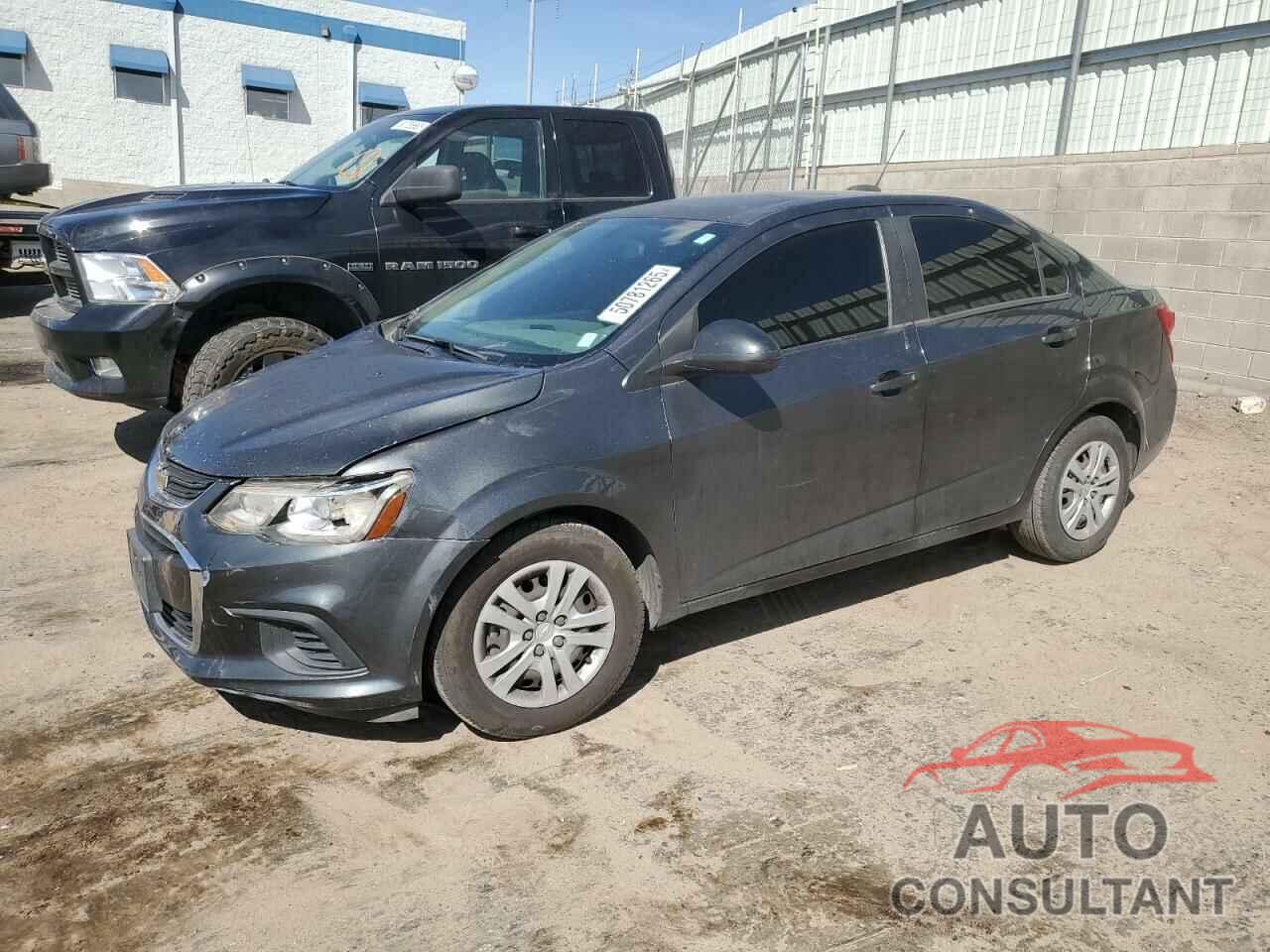 CHEVROLET SONIC 2019 - 1G1JB5SB3K4136220