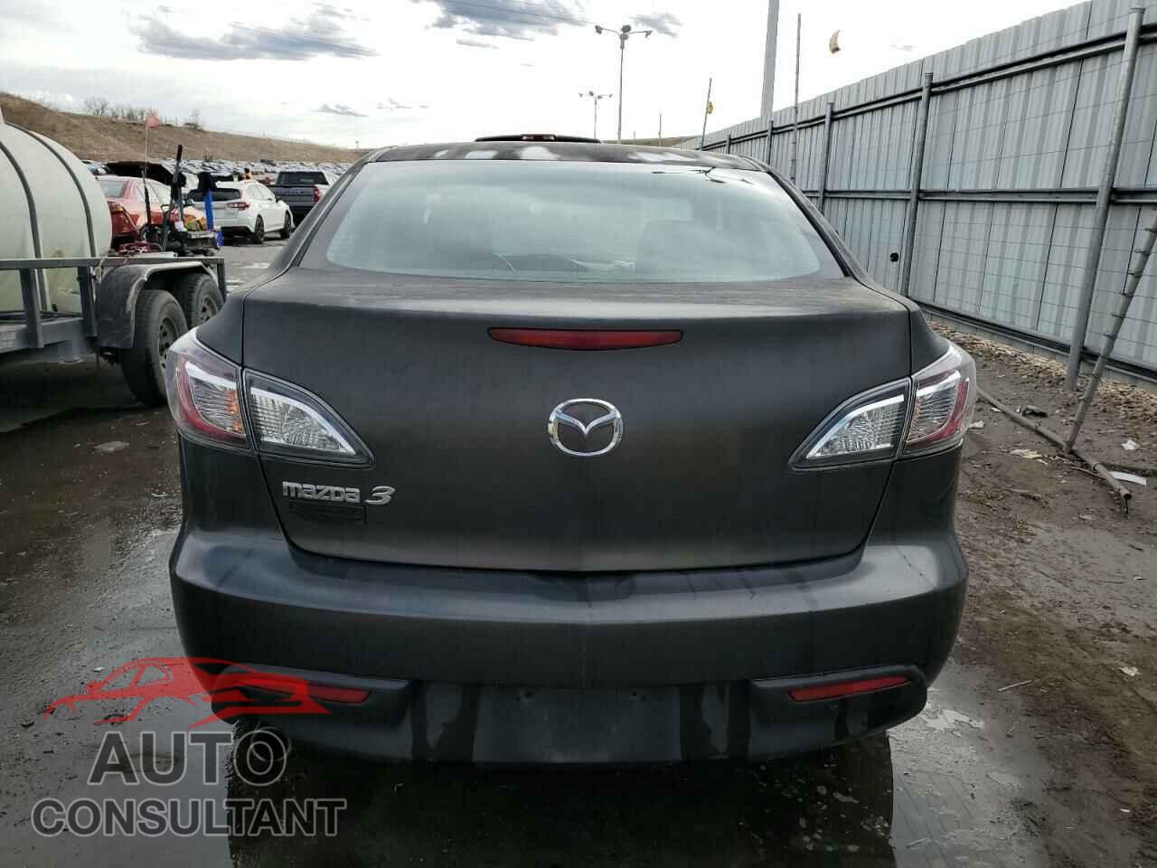 MAZDA 3 2011 - JM1BL1VF9B1370850
