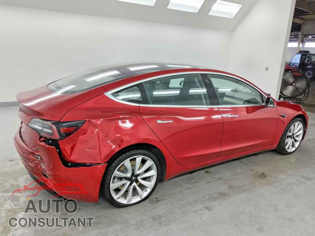 TESLA MODEL 3 2018 - 5YJ3E1EA0JF048753