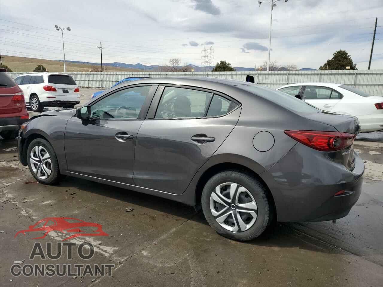 MAZDA 3 2018 - 3MZBN1U7XJM176377