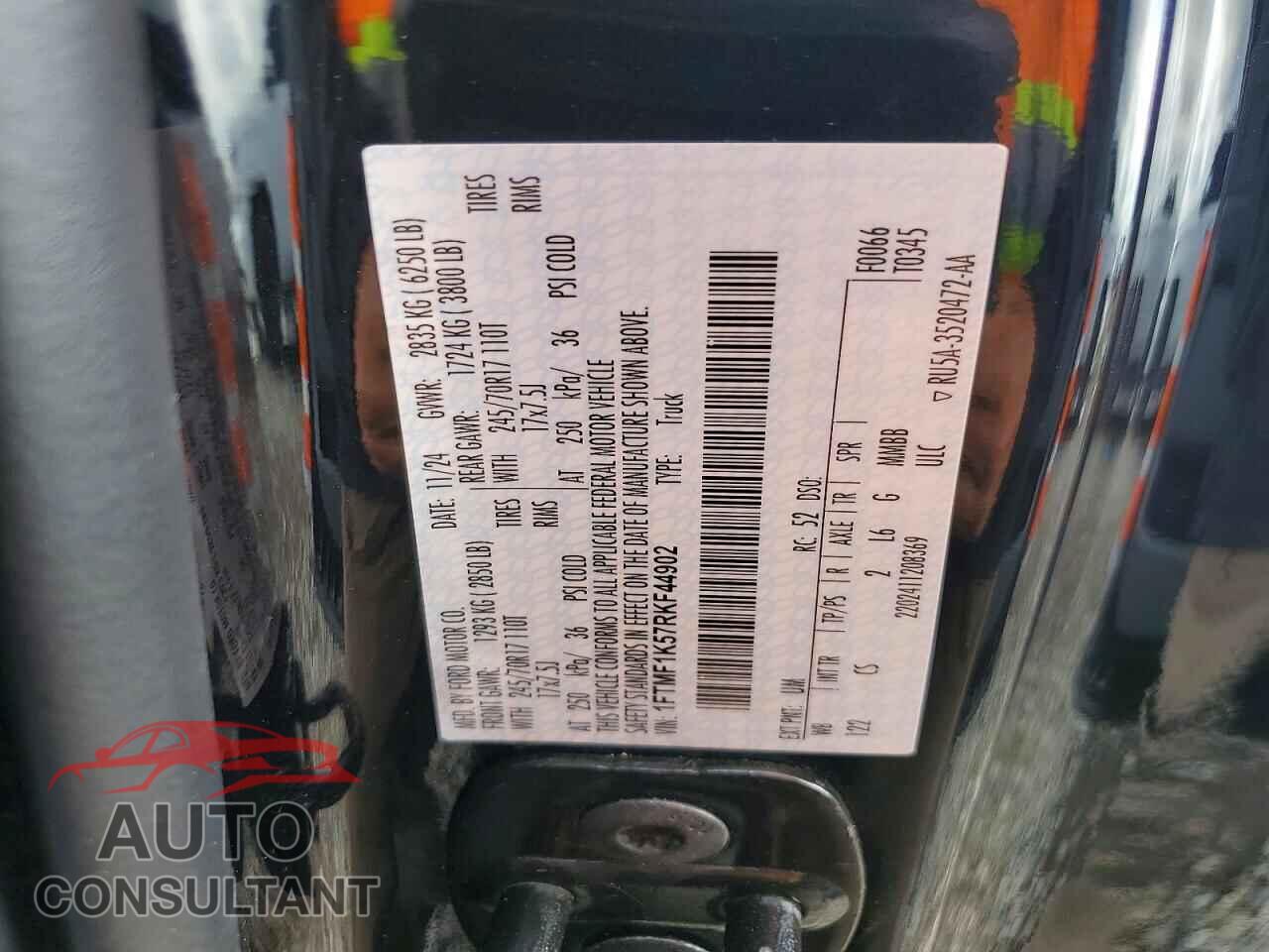 FORD F150 2024 - 1FTMF1K57RKF44902