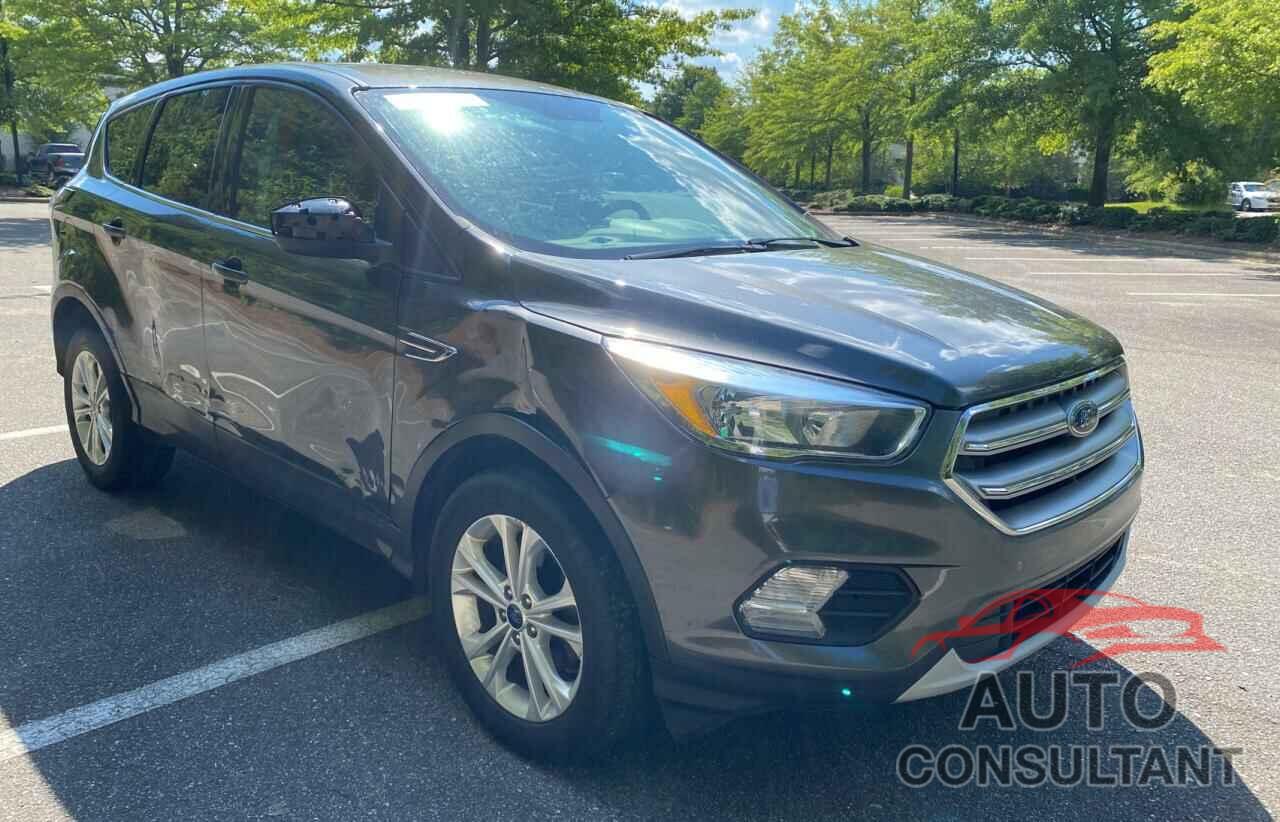 FORD ESCAPE 2017 - 1FMCU0GDXHUE45551