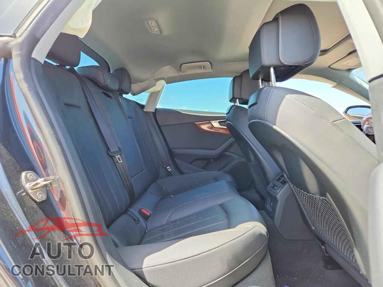 AUDI A5 2024 - WAUABCF55RA071069