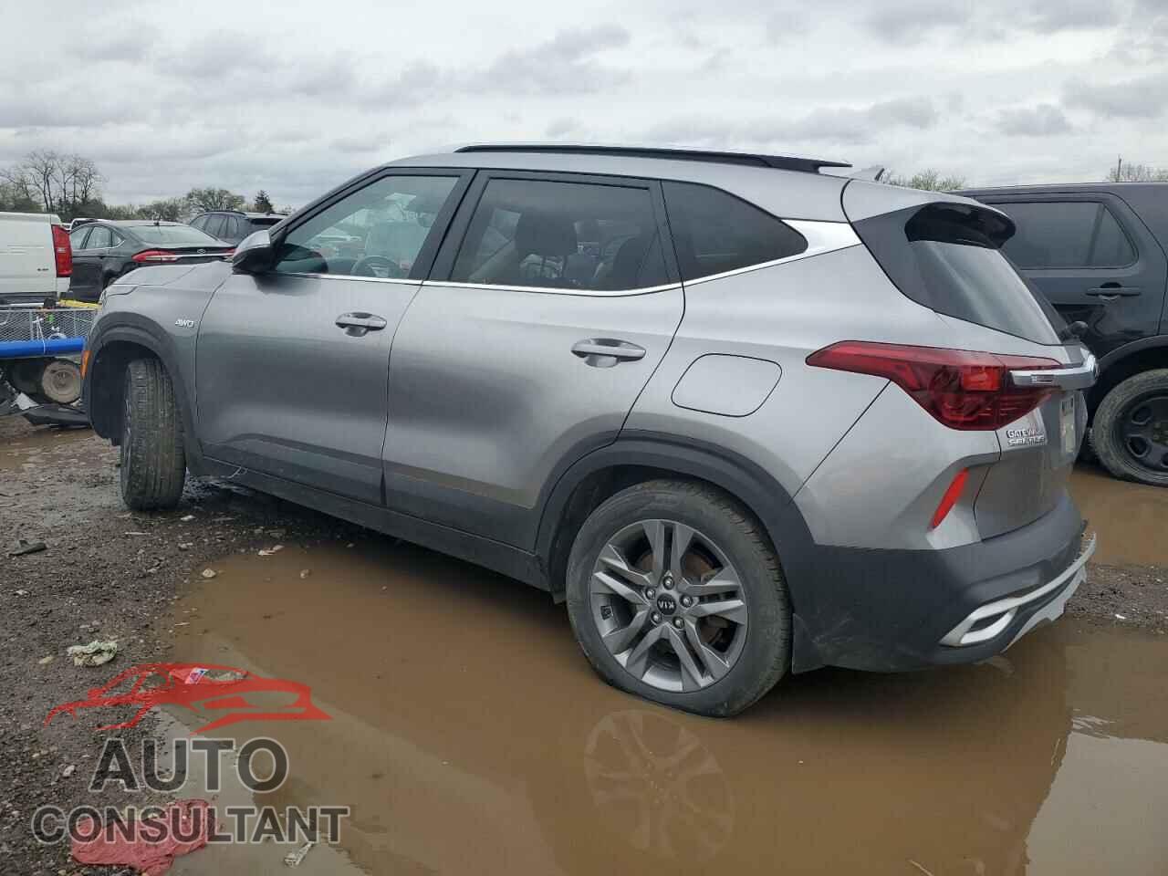 KIA SELTOS 2021 - KNDEUCAA0M7075457