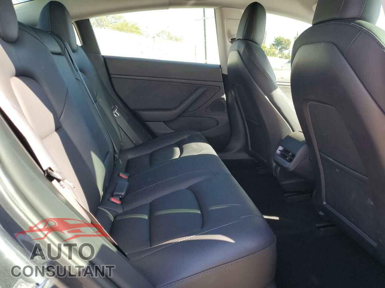 TESLA MODEL 3 2021 - 5YJ3E1EB3MF874882