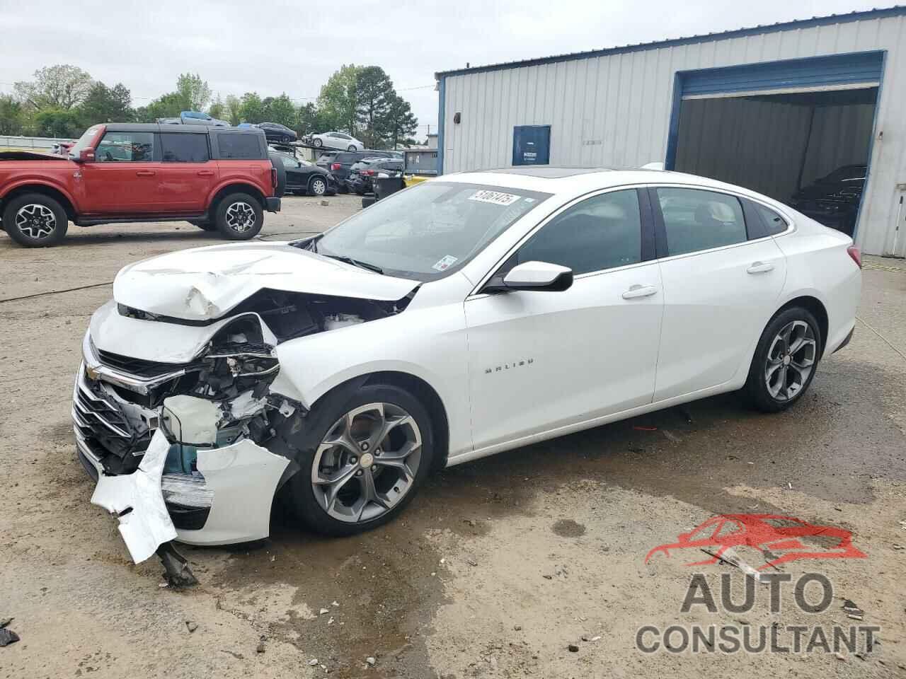 CHEVROLET MALIBU 2021 - 1G1ZD5ST3MF028533