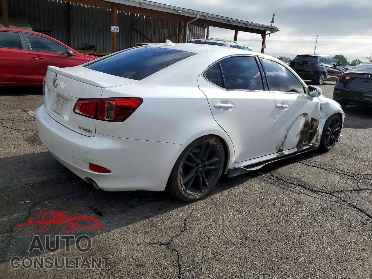 LEXUS IS 2011 - JTHBF5C22B2101001