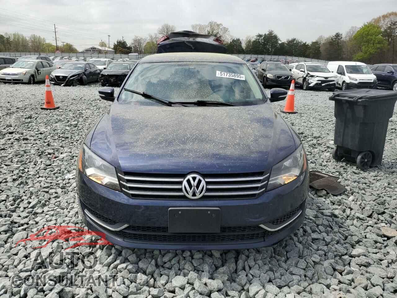 VOLKSWAGEN PASSAT 2015 - 1VWAT7A34FC032161