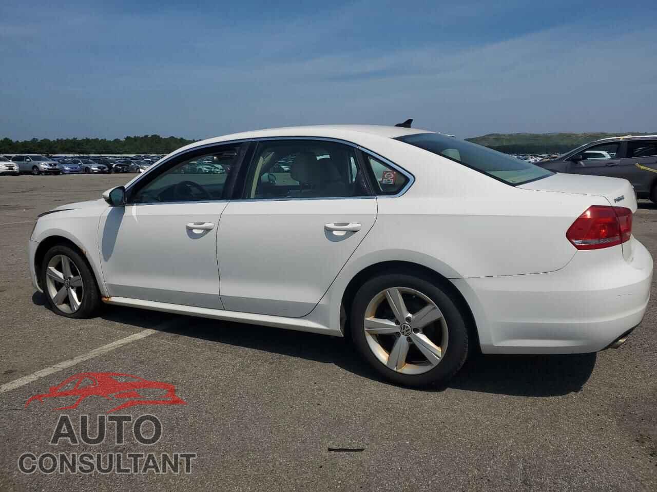 VOLKSWAGEN PASSAT 2012 - 1VWBP7A31CC053473