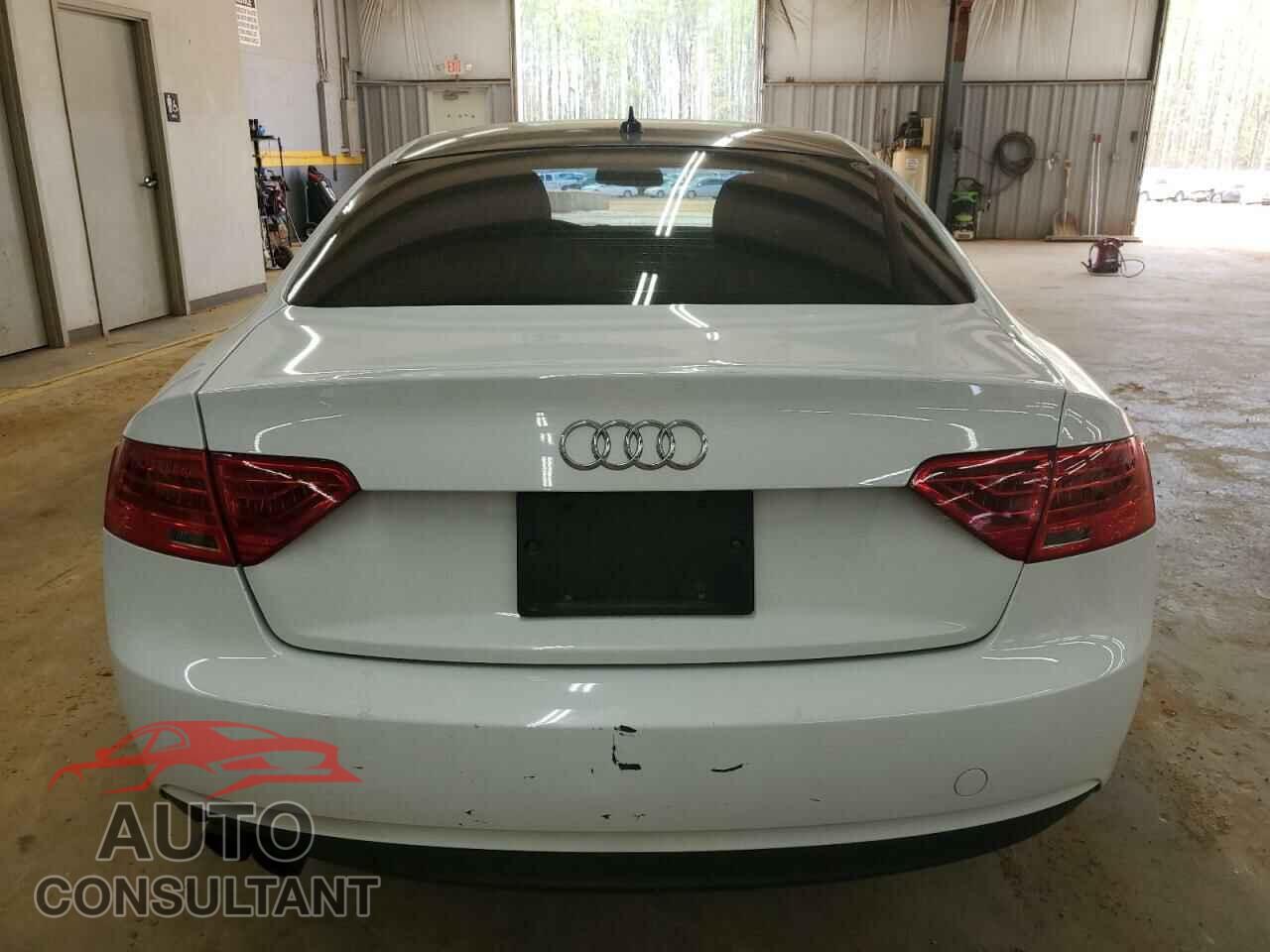 AUDI A5 2014 - WAUCFAFR0EA032159