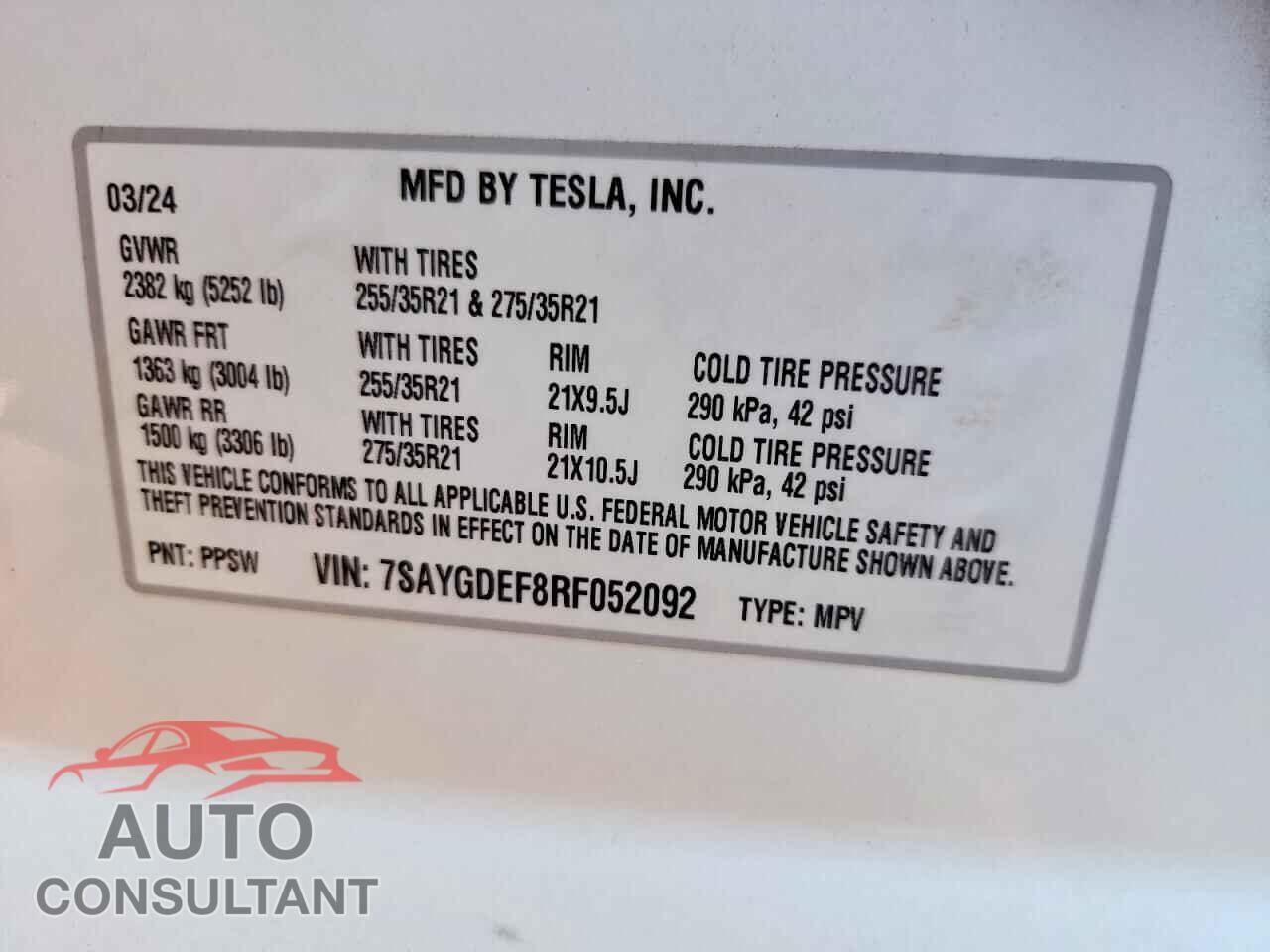 TESLA MODEL Y 2024 - 7SAYGDEF8RF052092