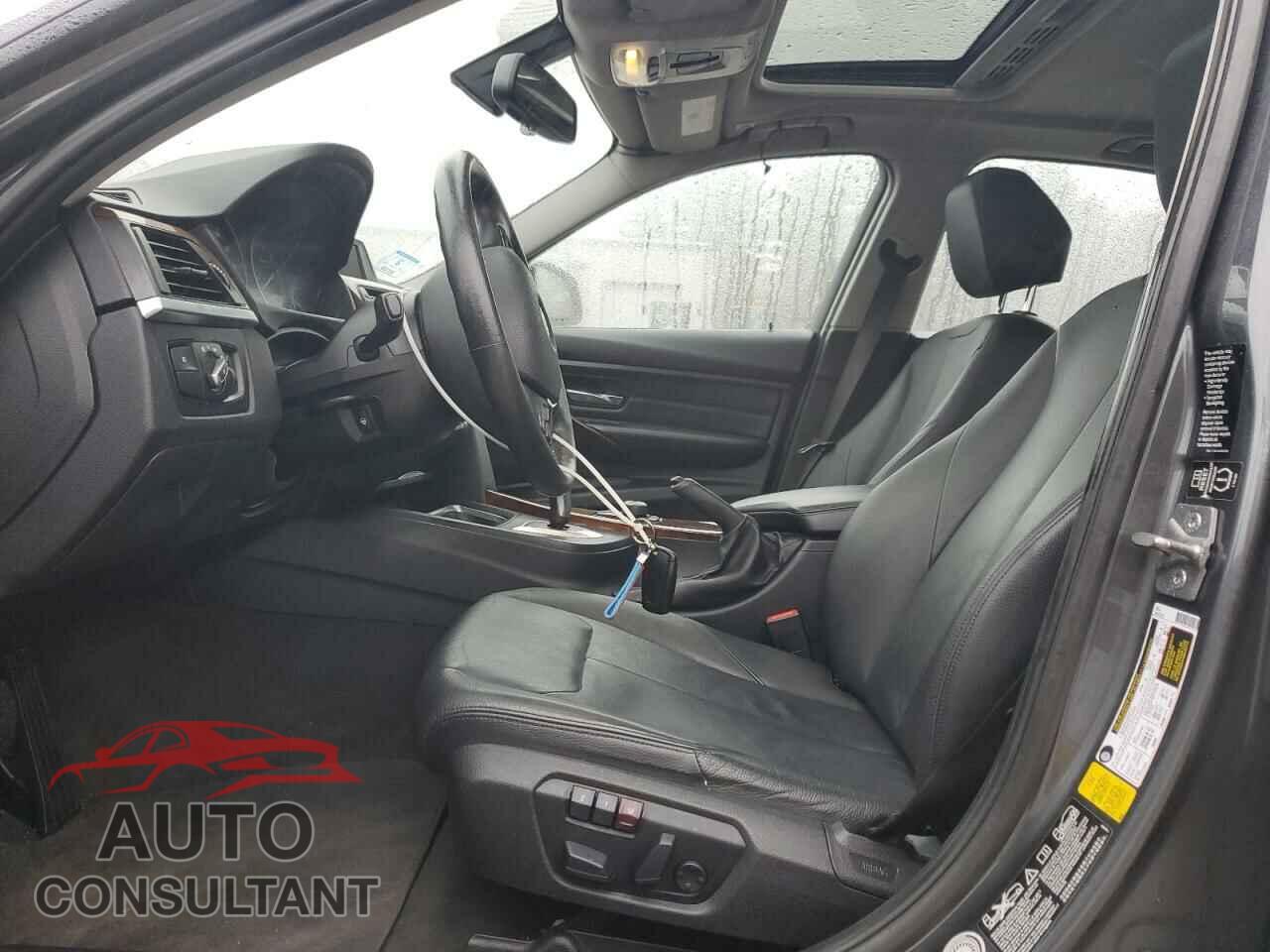 BMW 3 SERIES 2013 - WBA3B3C53DF540491