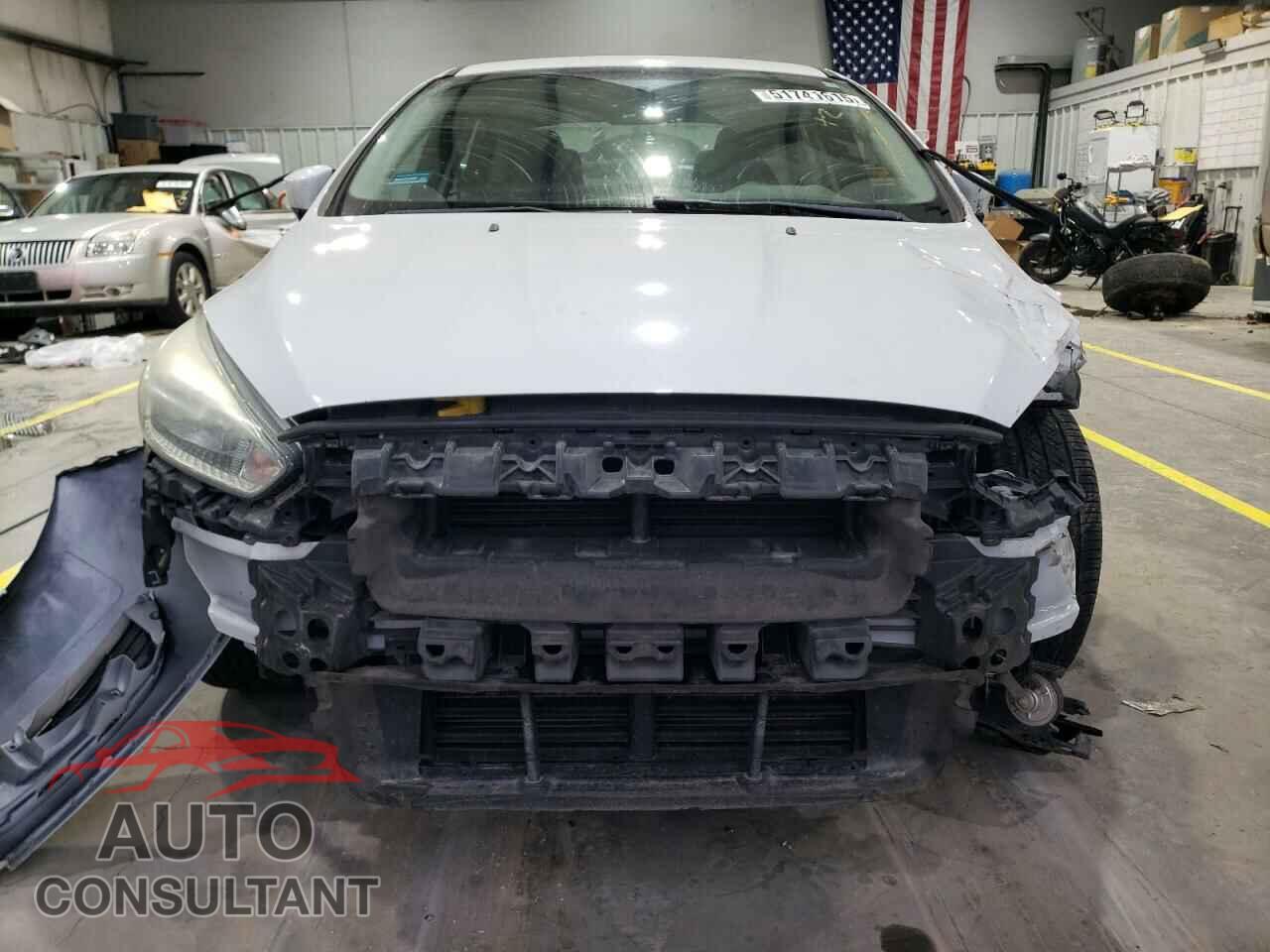 FORD FOCUS 2015 - 1FADP3F25FL250046