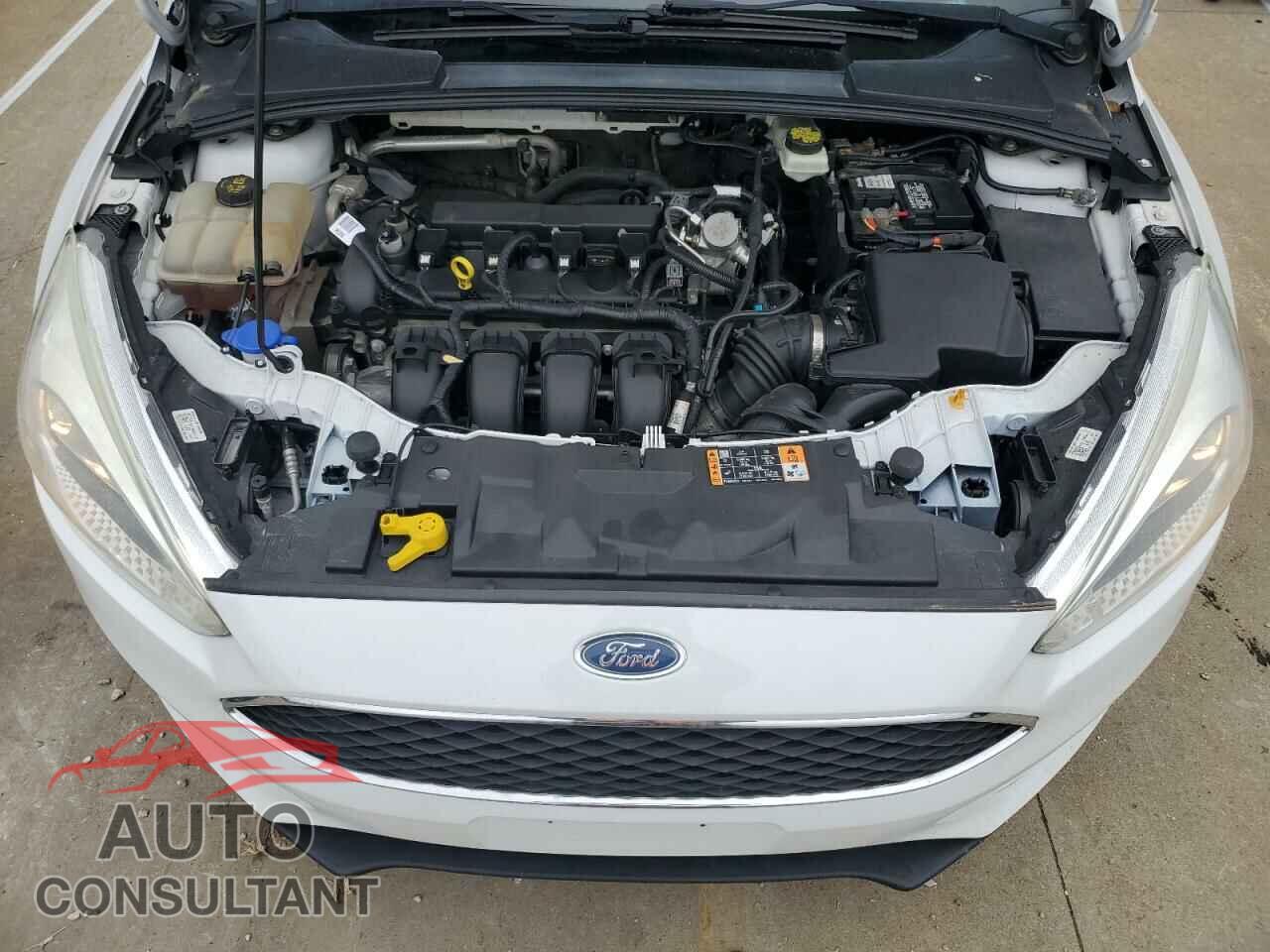 FORD FOCUS 2017 - 1FADP3F28HL249346