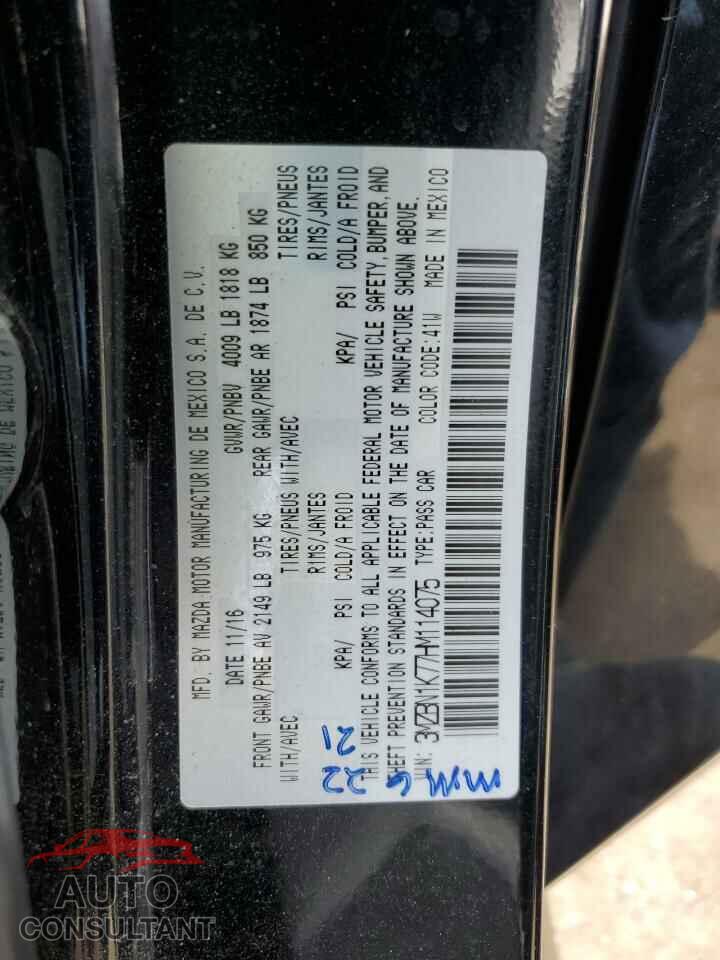 MAZDA 3 2017 - 3MZBN1K77HM114075