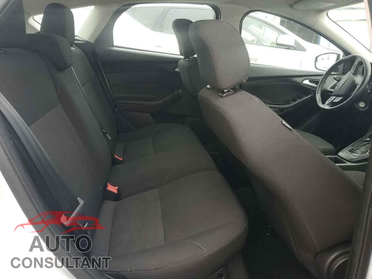FORD FOCUS 2016 - 1FADP3K26GL314716
