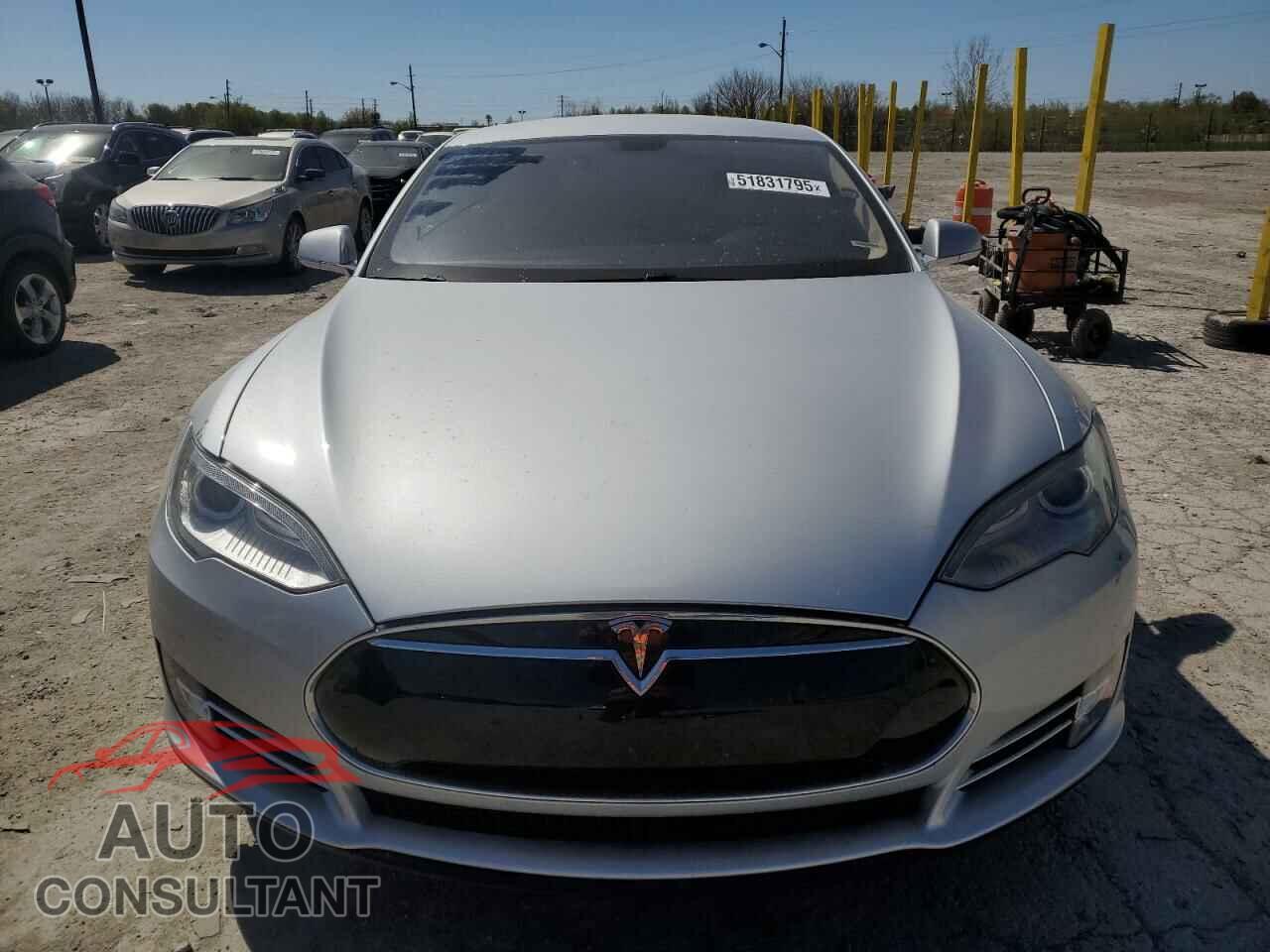 TESLA MODEL S 2013 - 5YJSA1CN5DFP05936
