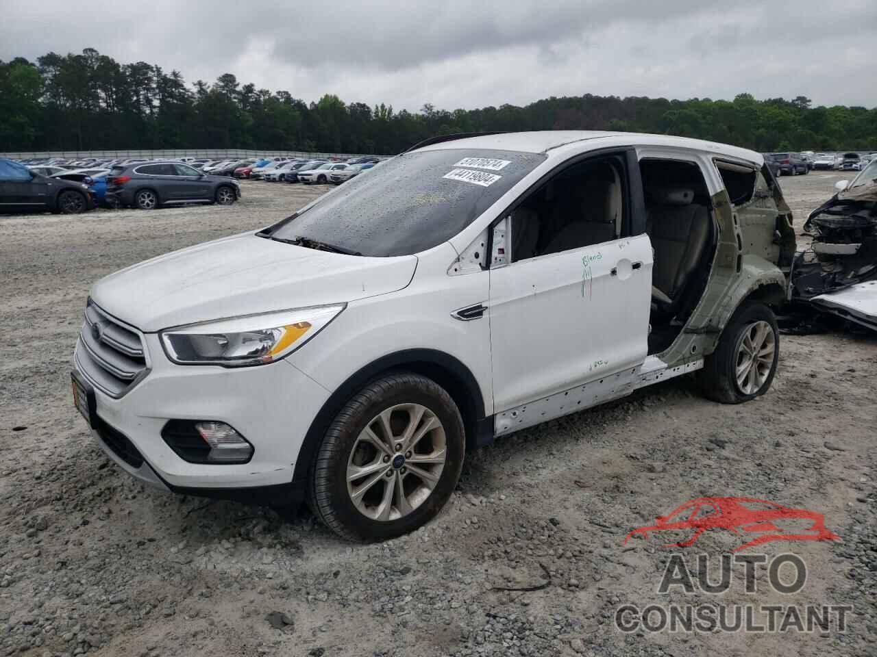 FORD ESCAPE 2018 - 1FMCU0GD6JUA04926