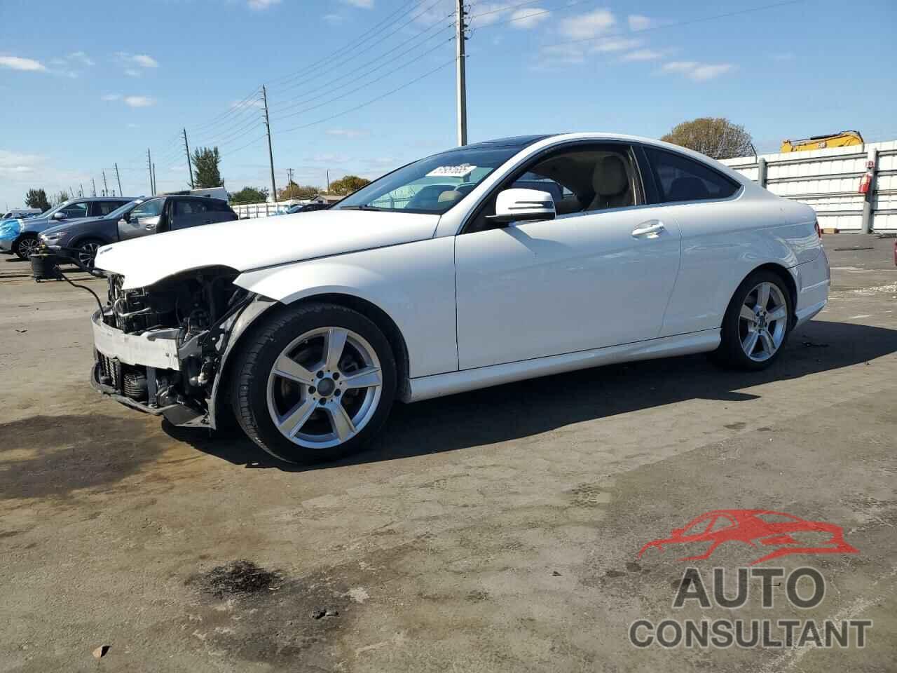 MERCEDES-BENZ C-CLASS 2014 - WDDGJ4HB7EG291559