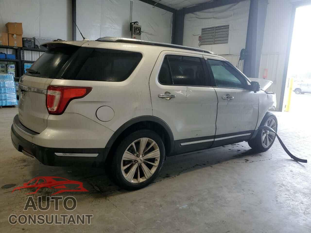 FORD EXPLORER 2018 - 1FM5K7F88JGA69853
