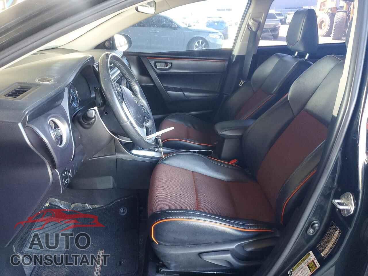 TOYOTA COROLLA 2017 - 5YFBURHE9HP603080