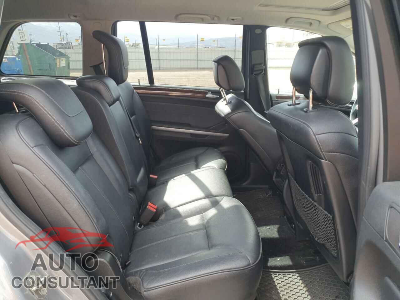 MERCEDES-BENZ GL-CLASS 2012 - 4JGBF2FE1CA771549