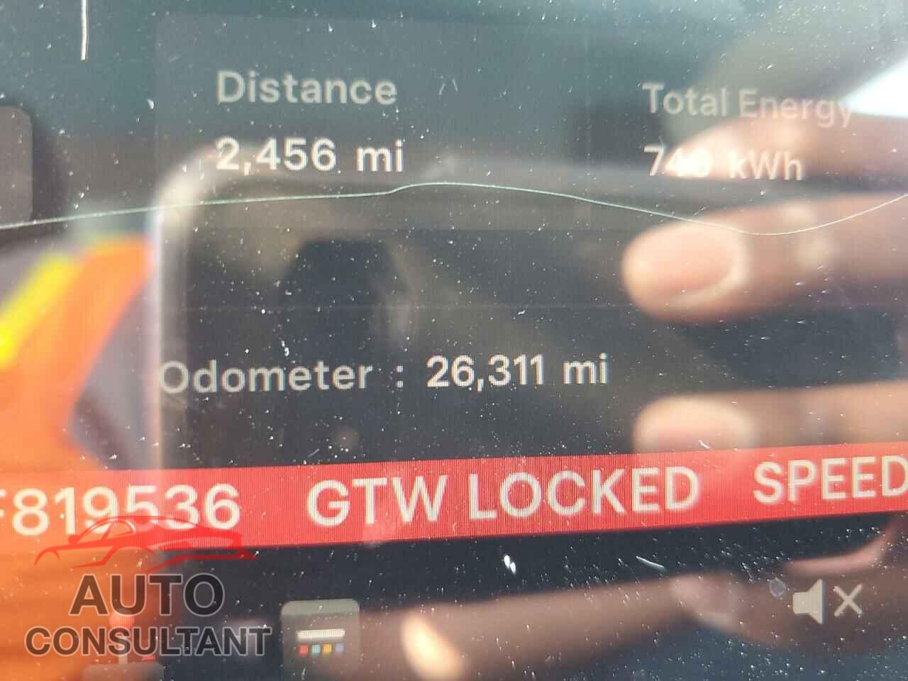 TESLA MODEL 3 2024 - 5YJ3E1EB7RF819536