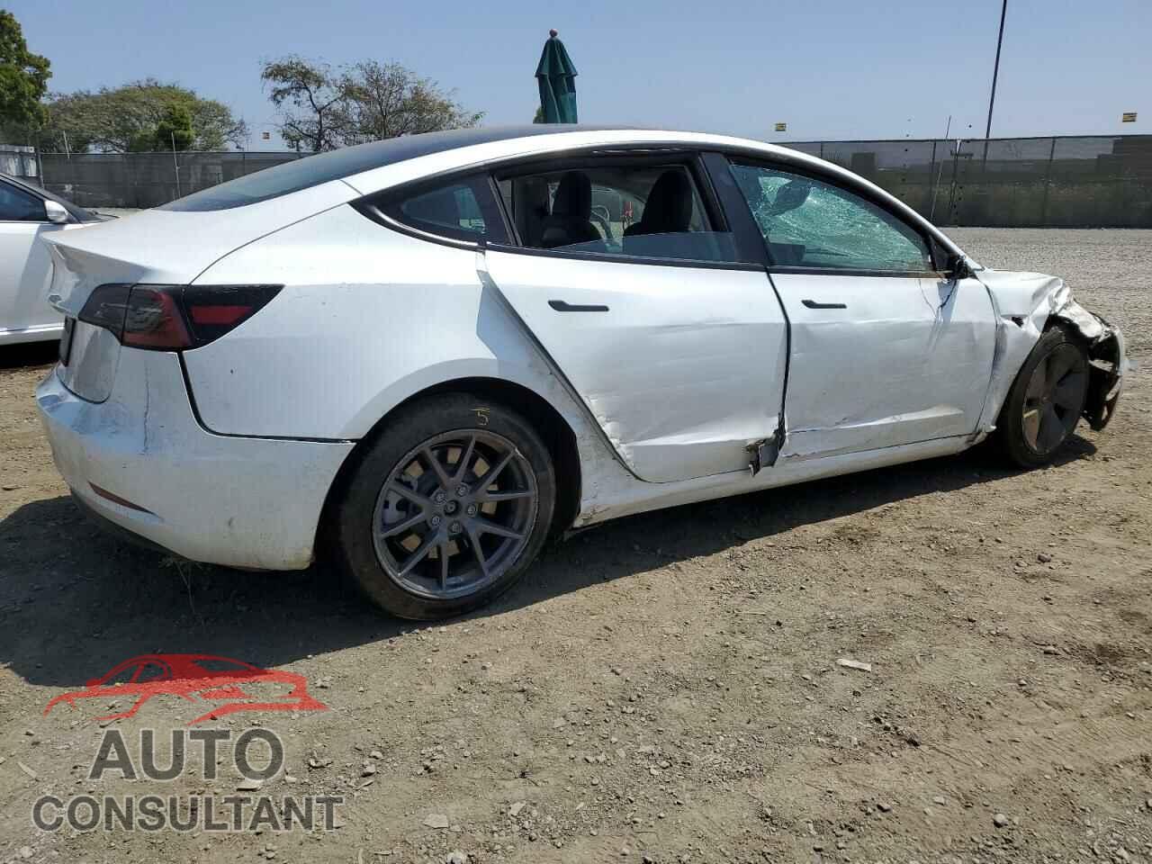 TESLA MODEL 3 2023 - 5YJ3E1EA3PF711533