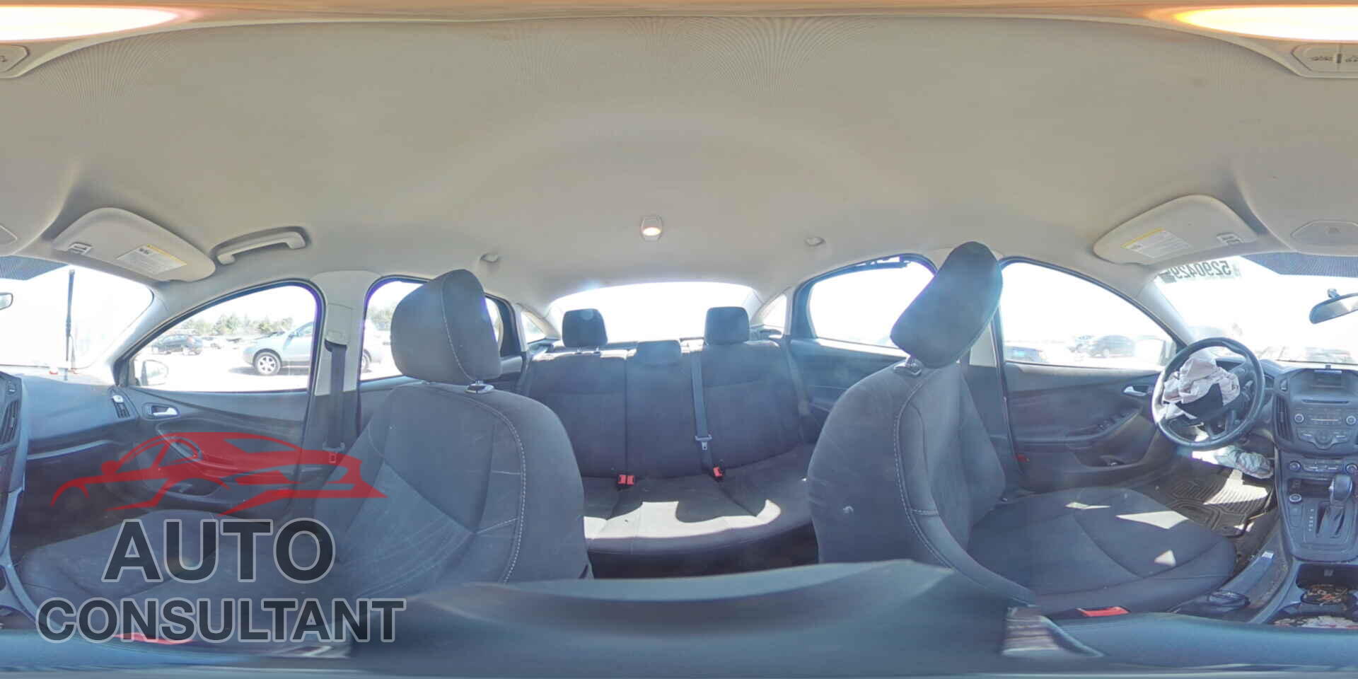 FORD FOCUS 2017 - 1FADP3F28HL243076