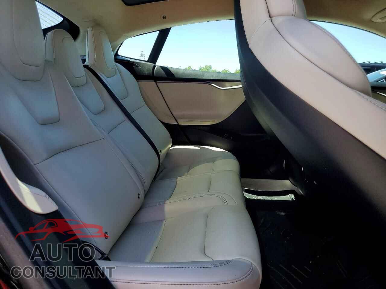 TESLA MODEL S 2019 - 5YJSA1E27KF309166
