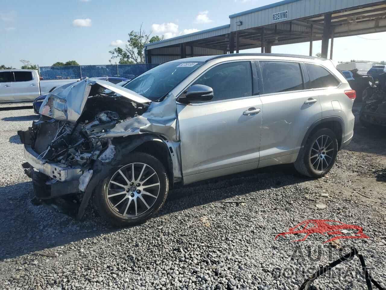 TOYOTA HIGHLANDER 2018 - 5TDKZRFH9JS533592