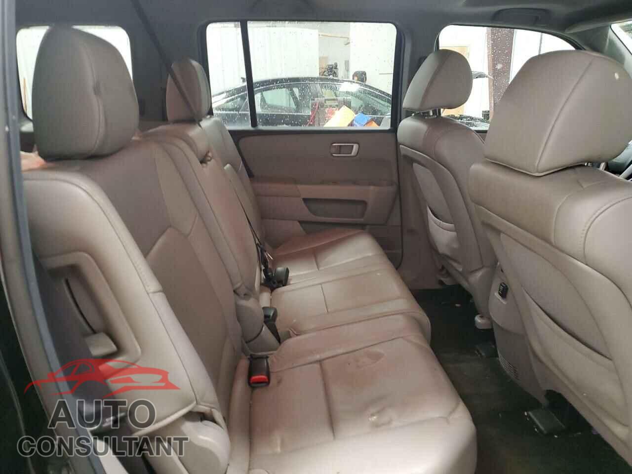HONDA PILOT 2013 - 5FNYF4H77DB061458
