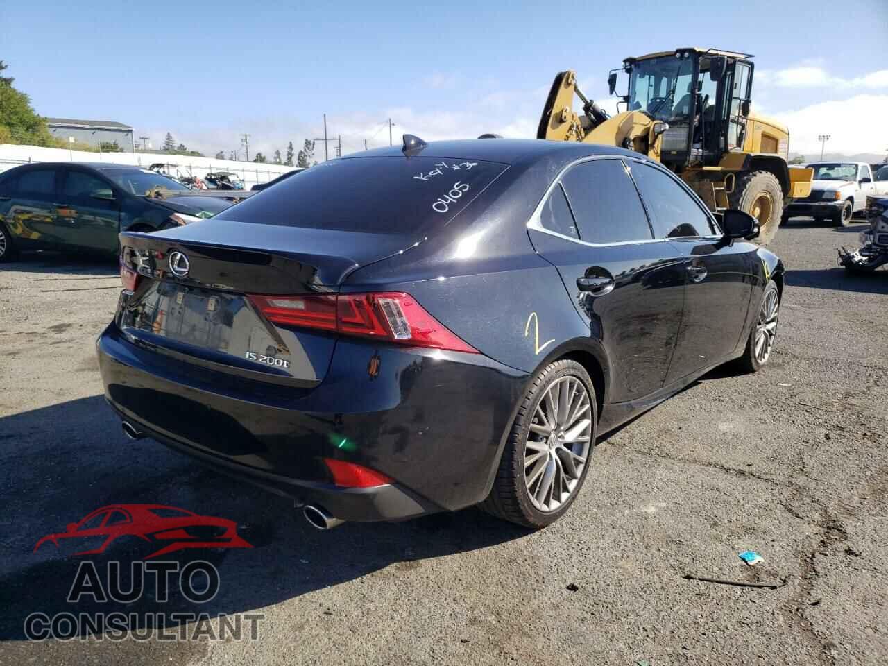 LEXUS IS 2016 - JTHBA1D24G5010405