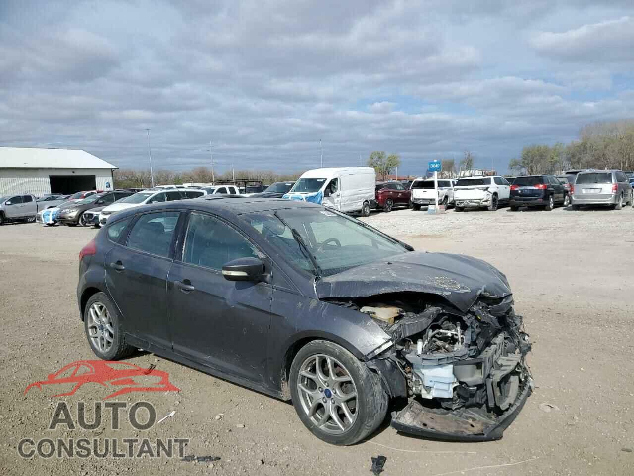 FORD FOCUS 2015 - 1FADP3K22FL343676
