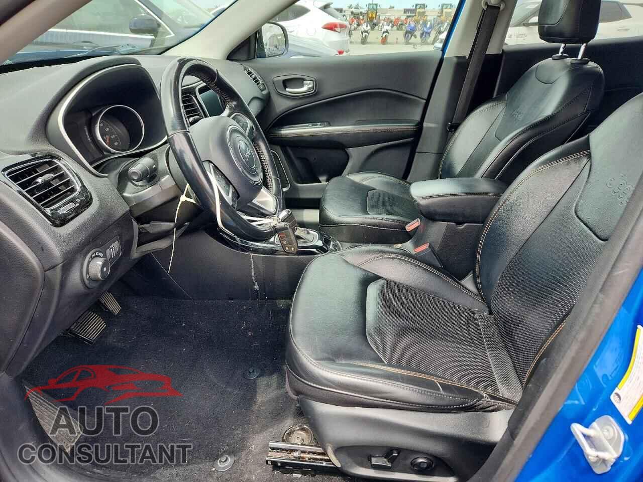 JEEP COMPASS 2020 - 3C4NJCCB0LT102360