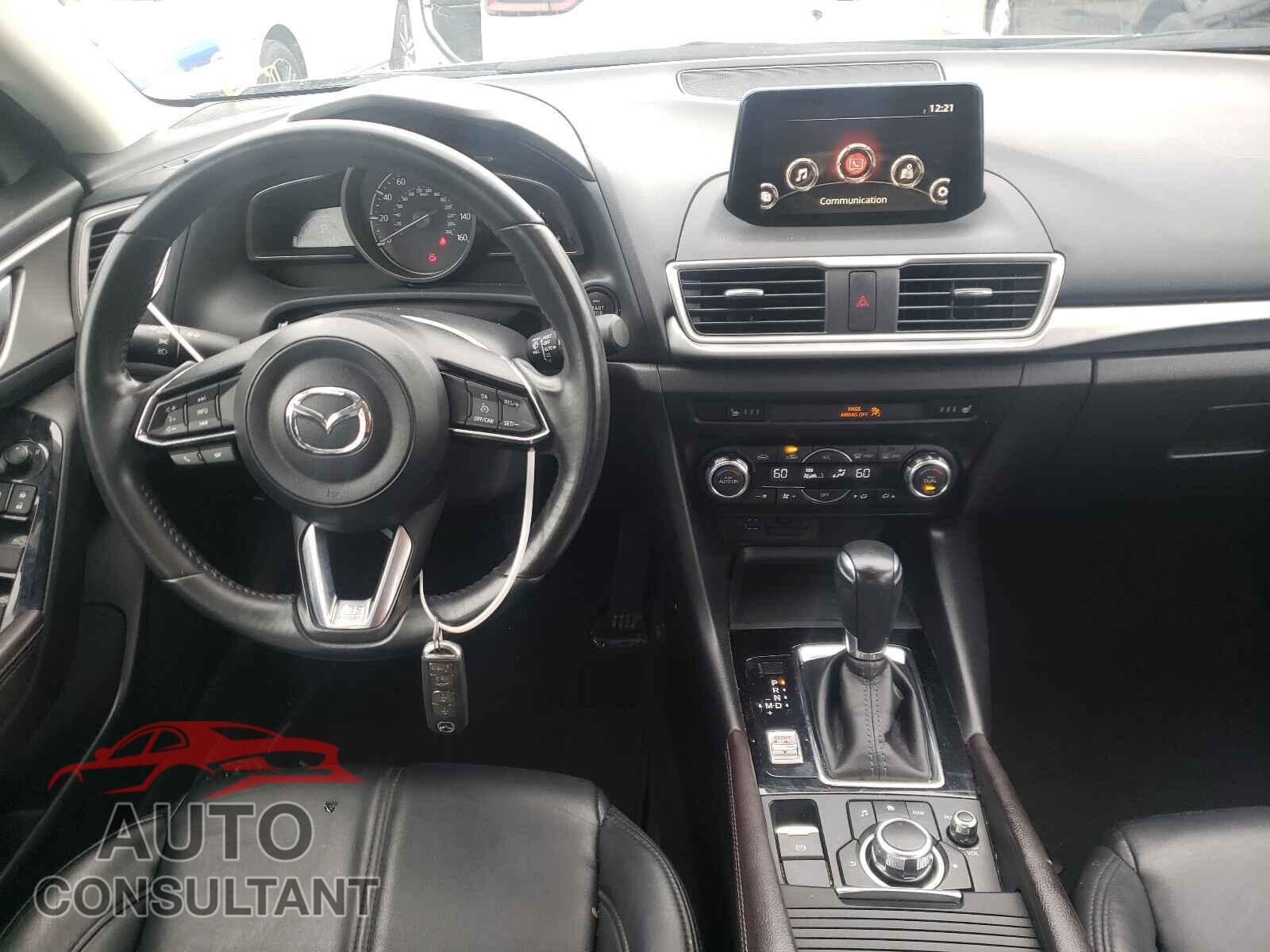 MAZDA 3 2017 - JM1BN1V7XH1126345