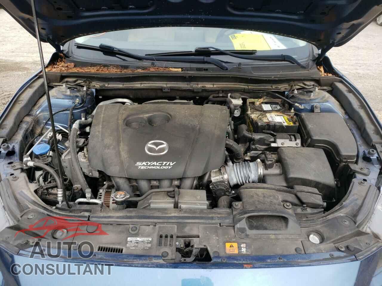 MAZDA 3 2018 - 3MZBN1U73JM175748