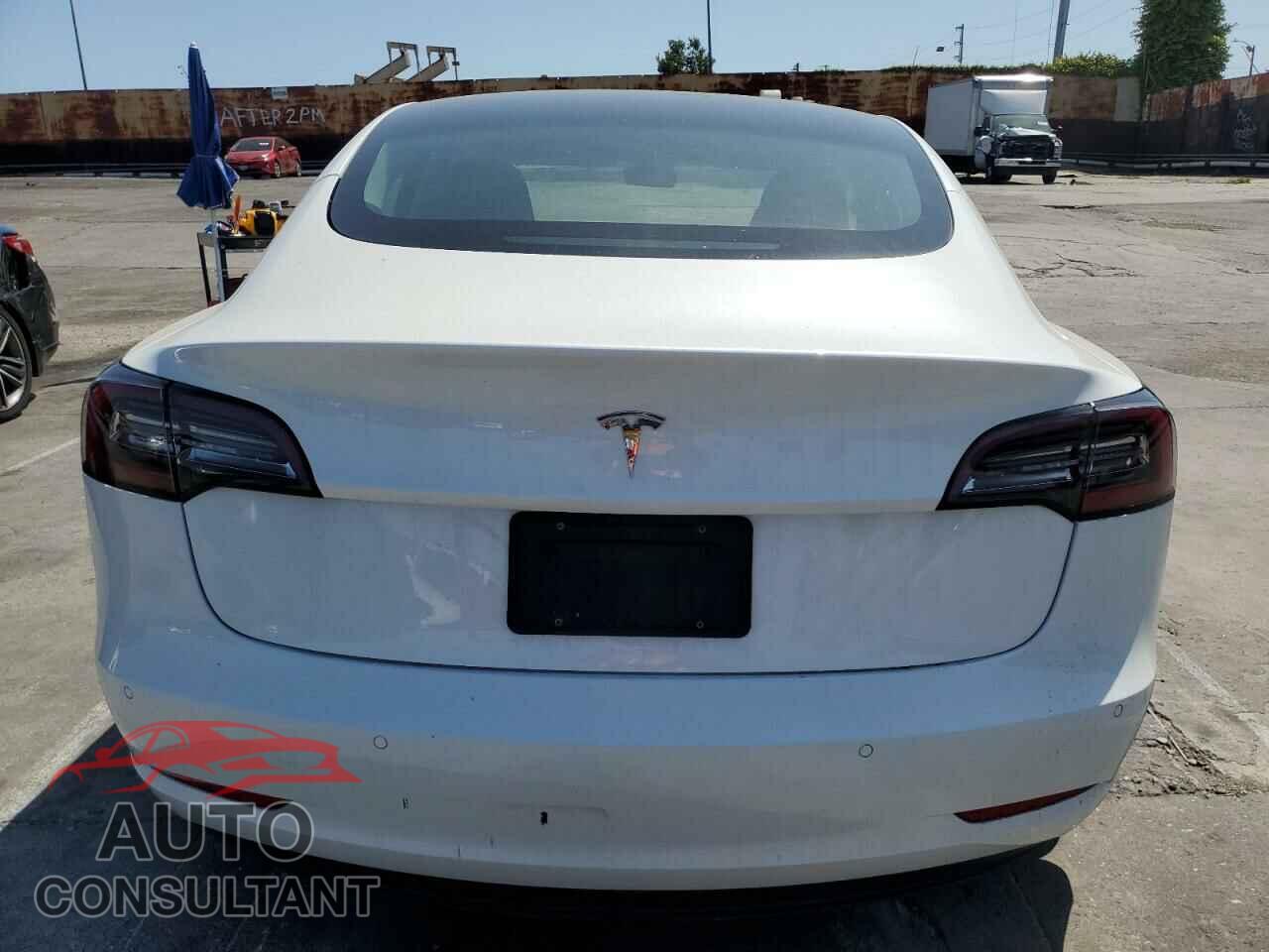 TESLA MODEL 3 2021 - 5YJ3E1EA0MF006300