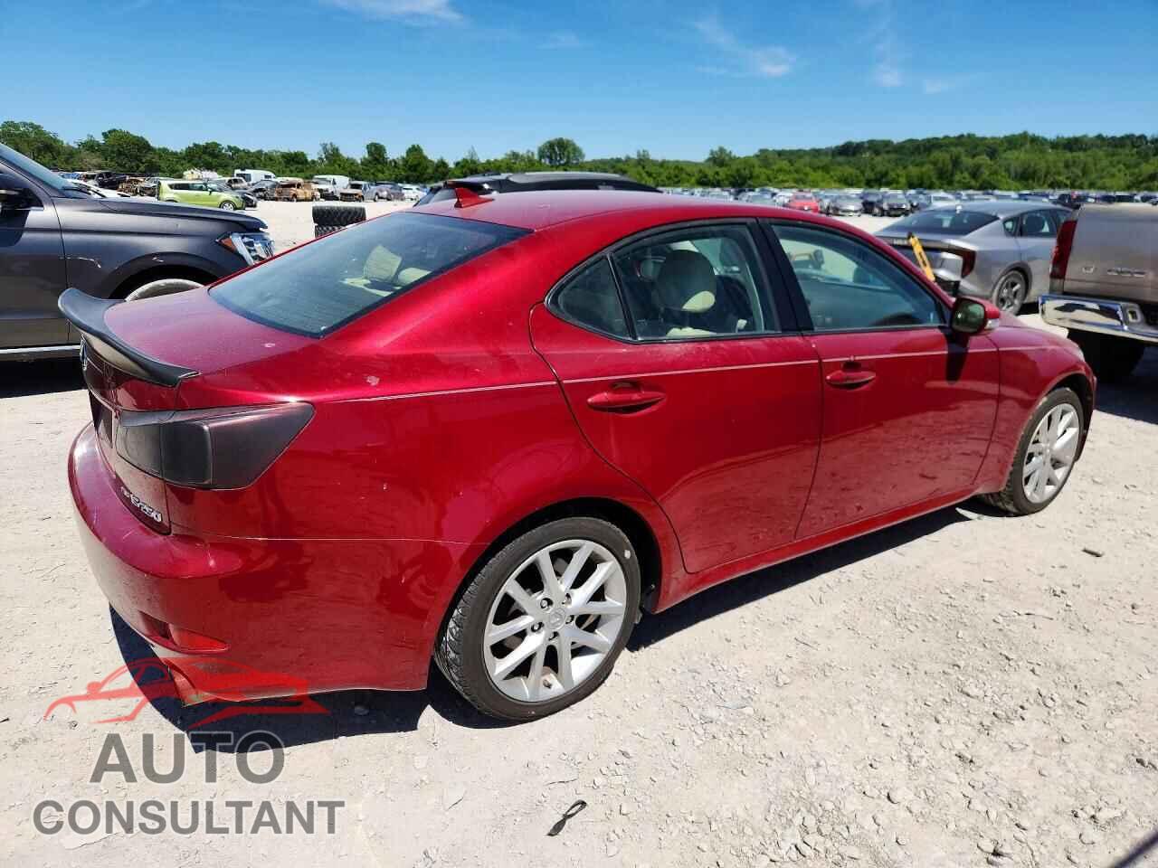 LEXUS IS 2011 - JTHCF5C22B5049677