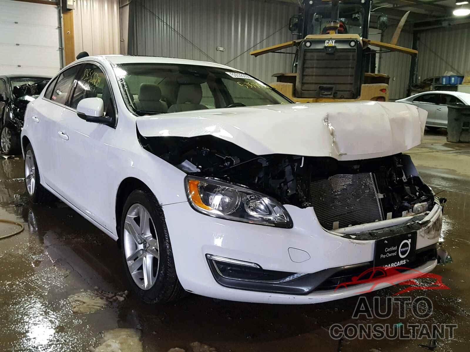 VOLVO S60 2015 - YV140MFK0F1362716