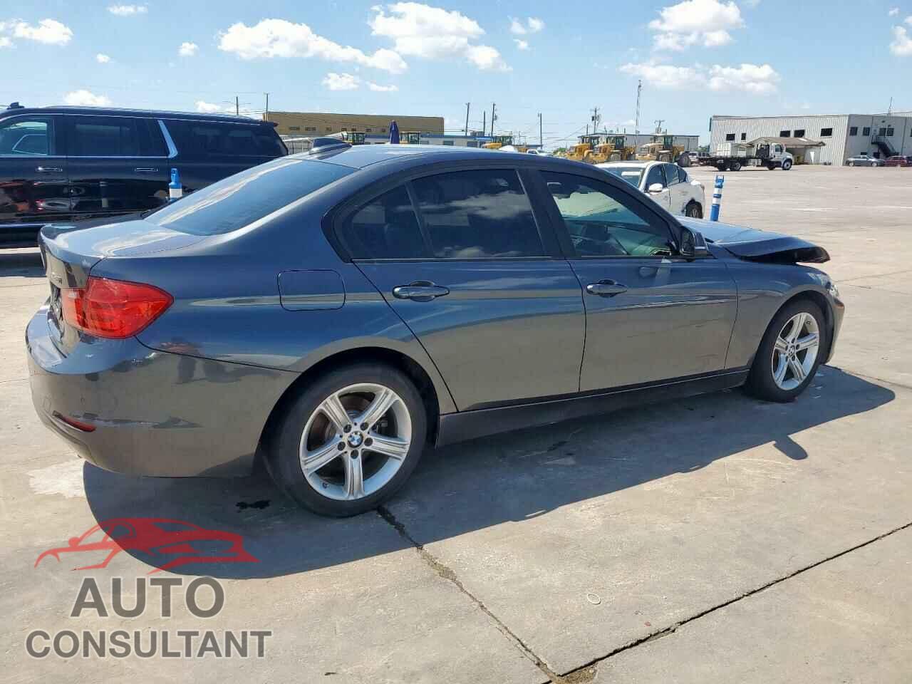 BMW 3 SERIES 2015 - WBA3A5C56FF608316